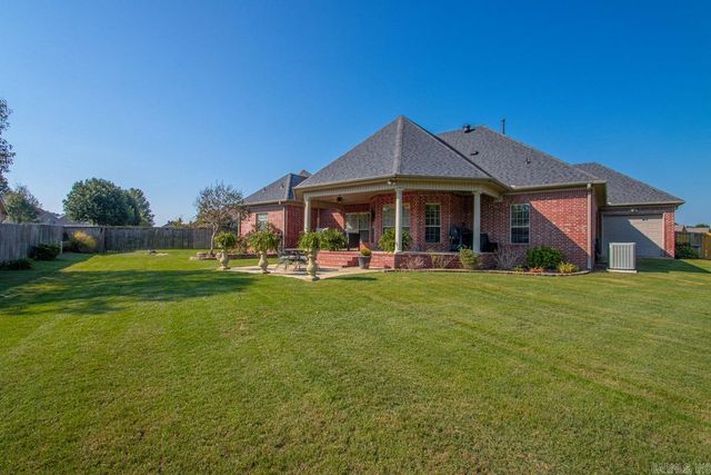 1500 South Beach Street, Conway, AR 72034