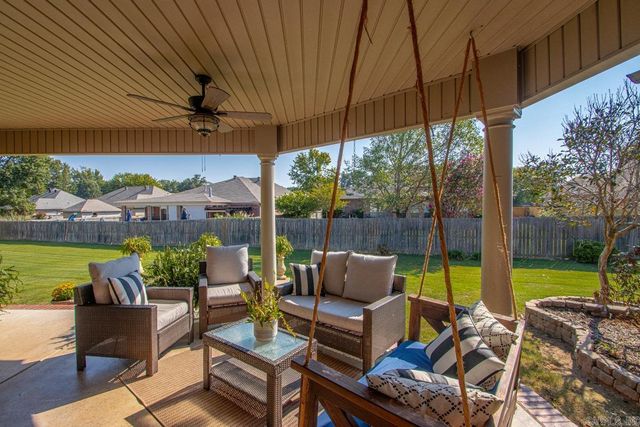 1500 South Beach Street, Conway, AR 72034