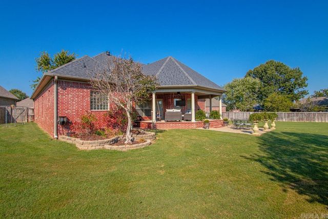 1500 South Beach Street, Conway, AR 72034