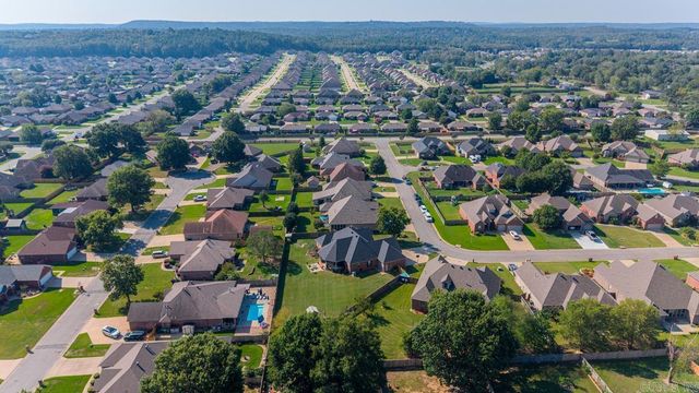 1500 South Beach Street, Conway, AR 72034