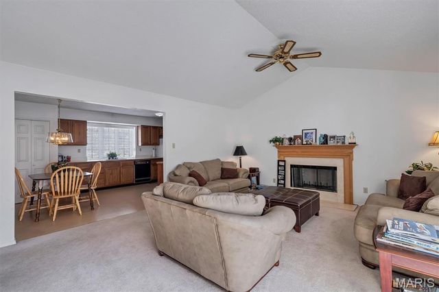 3423 Hilltop Drive, St Charles, MO 63301