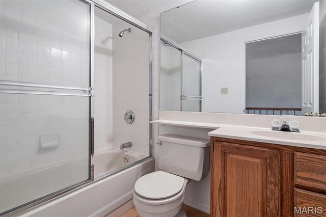 3423 Hilltop Drive, St Charles, MO 63301