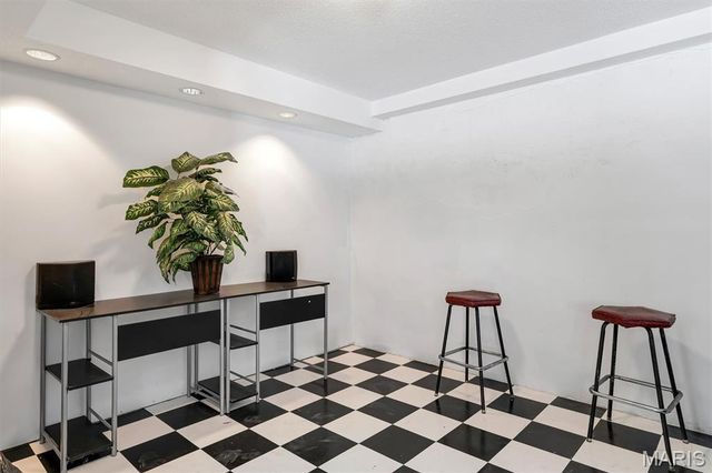 3423 Hilltop Drive, St Charles, MO 63301