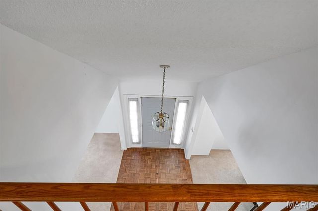 3423 Hilltop Drive, St Charles, MO 63301