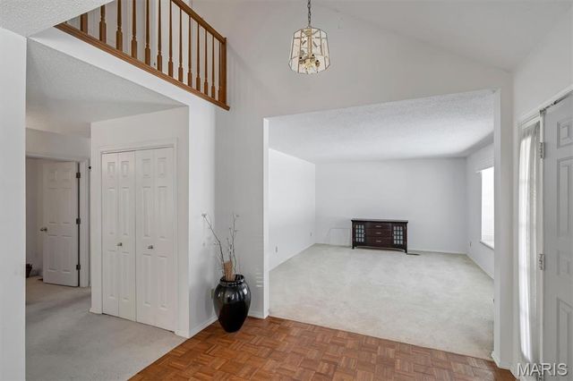 3423 Hilltop Drive, St Charles, MO 63301