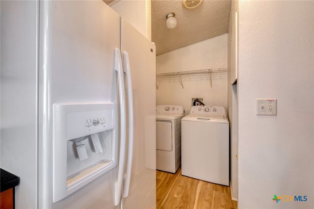 250 Rocky Road, Lockhart, TX 78644