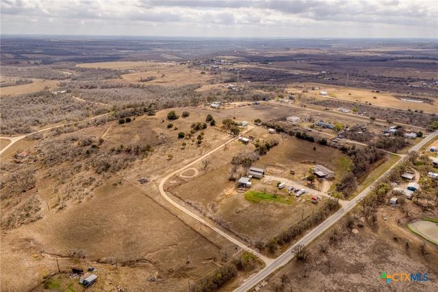 250 Rocky Road, Lockhart, TX 78644