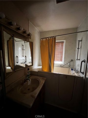 14609 S Cahita, Compton, CA 90220