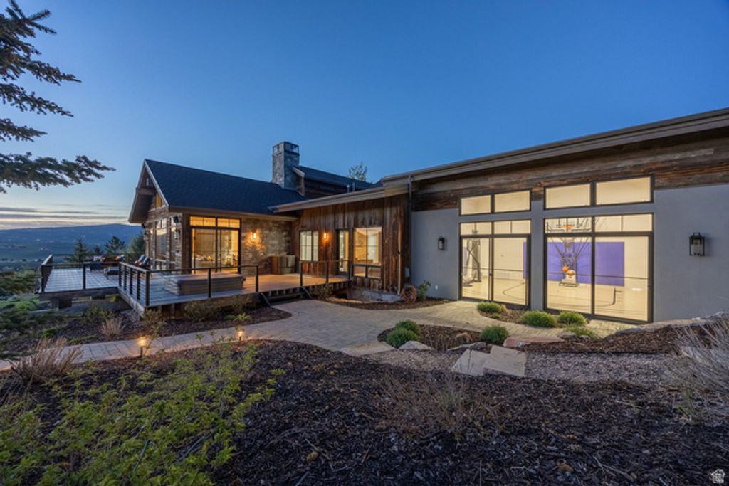 Image 2 of property listing at 5925 MOUNTAIN RANCH DR, Park City, UT 84098