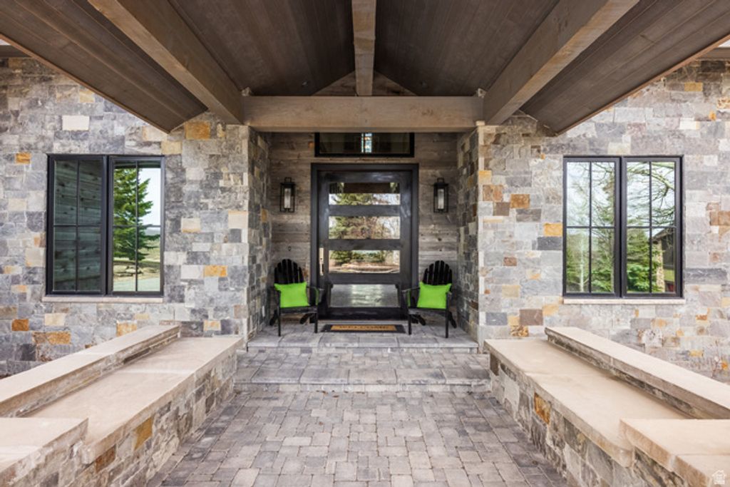 Image 36 of property listing at 5925 MOUNTAIN RANCH DR, Park City, UT 84098