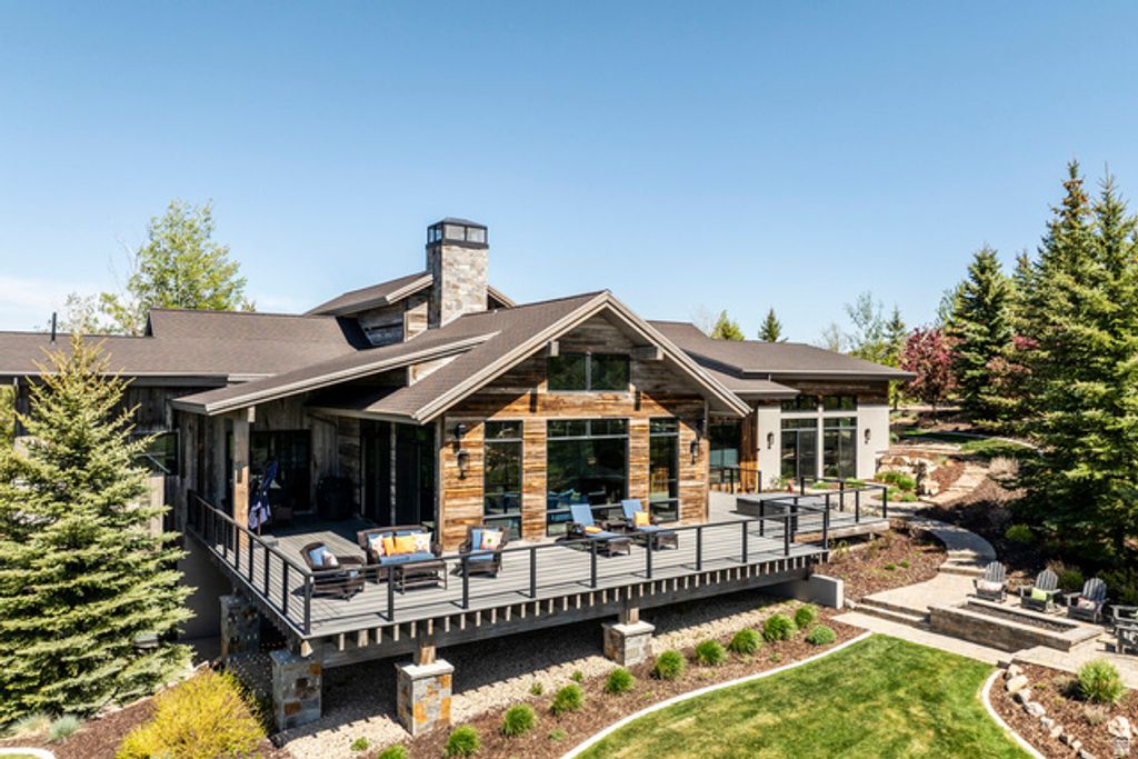 Image 43 of property listing at 5925 MOUNTAIN RANCH DR, Park City, UT 84098
