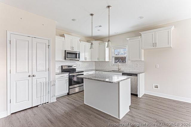 391 Leach Creek Drive, Raeford, NC 28376