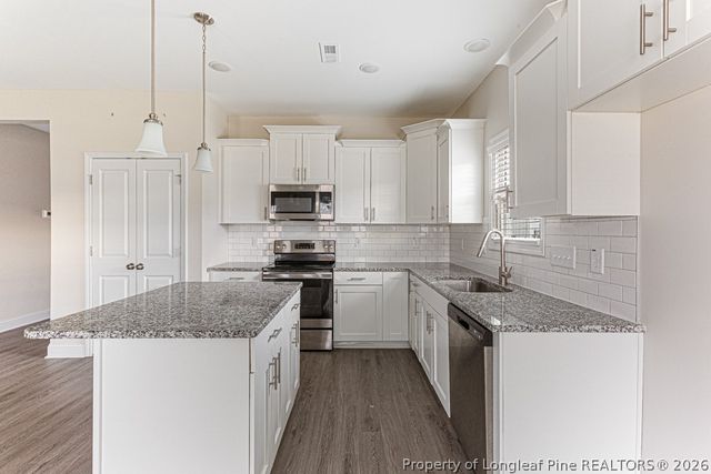 391 Leach Creek Drive, Raeford, NC 28376