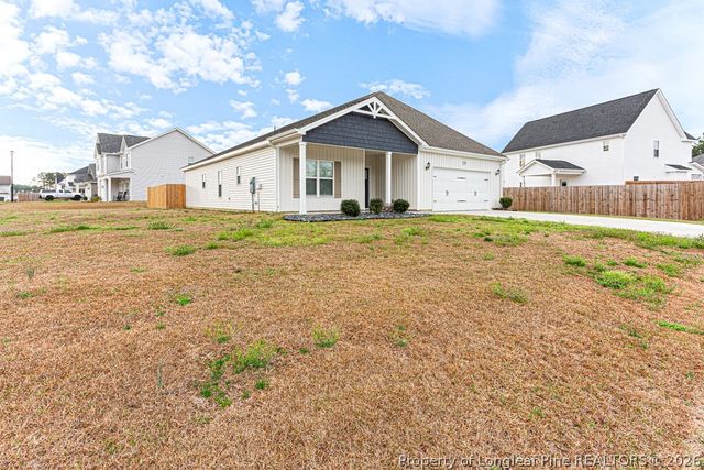 391 Leach Creek Drive, Raeford, NC 28376