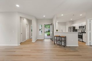 16 Hamilton Dr, Bluffton, SC 29909