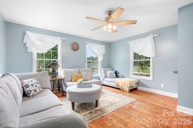 1823 N Ingleside Farm Road, Iron Station, NC 28080