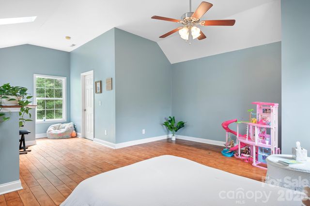 1823 N Ingleside Farm Road, Iron Station, NC 28080