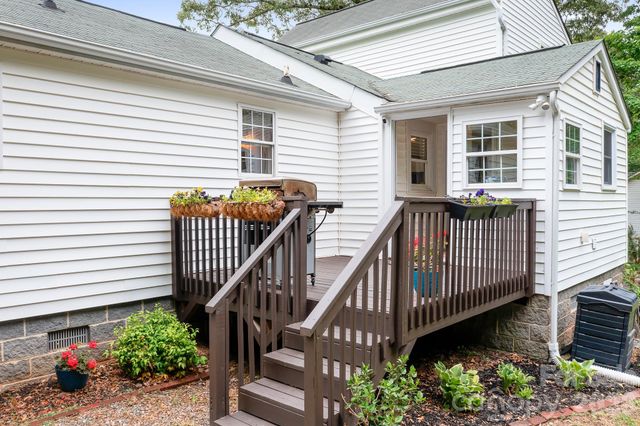 1823 N Ingleside Farm Road, Iron Station, NC 28080