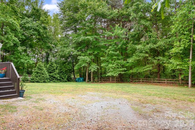 1823 N Ingleside Farm Road, Iron Station, NC 28080