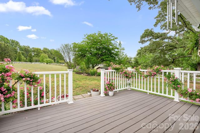 1823 N Ingleside Farm Road, Iron Station, NC 28080