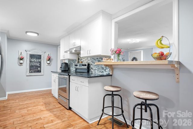 1823 N Ingleside Farm Road, Iron Station, NC 28080