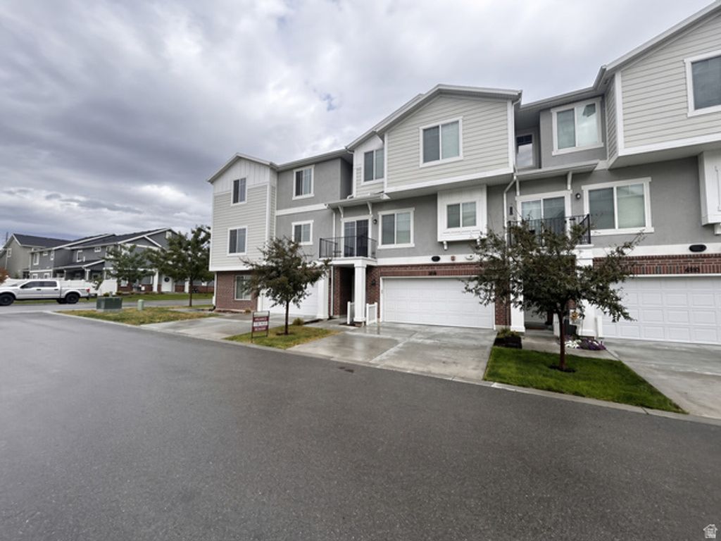 4214 W WILLARD PARK CT, Riverton, UT 84096 — exterior