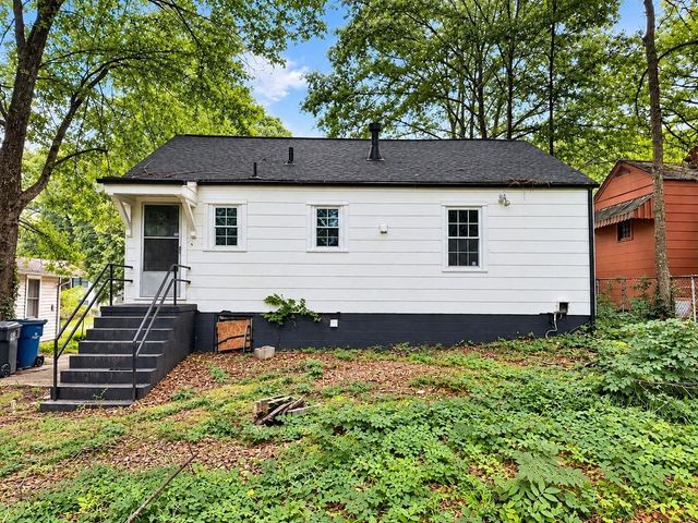 1328 Womack, East Point, GA 30344
