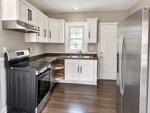 1328 Womack, East Point, GA 30344