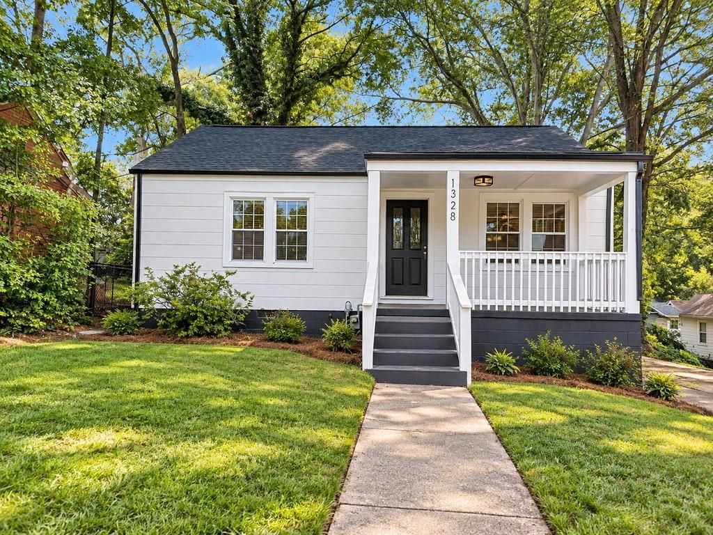 1328 Womack, East Point, GA 30344