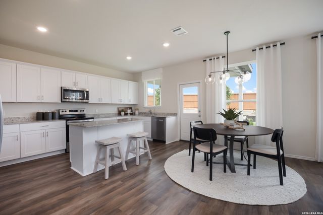 1202 LOS MOCHIS AVENUE, Converse, TX 78109