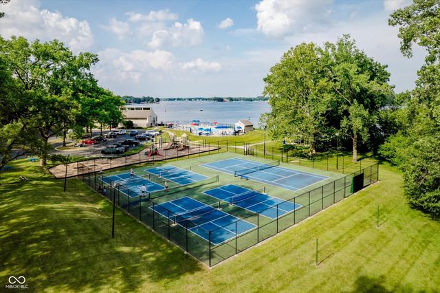 2306 Hawthorn Place, Noblesville, IN 46062