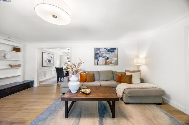 90 Princeton Ct, Danville, CA 94526