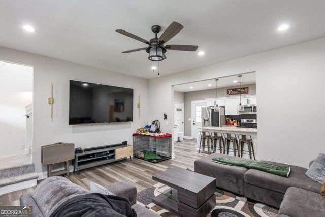 357 Orchard Way SE, Calhoun, GA 30701