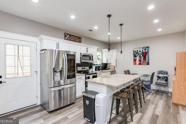 357 Orchard Way SE, Calhoun, GA 30701