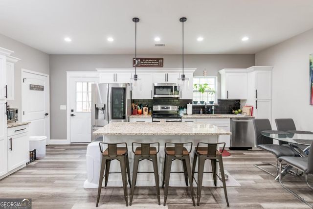 357 Orchard Way SE, Calhoun, GA 30701