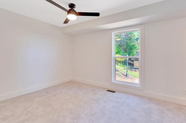 3513 Gold Point Circle S, Hixson, TN 37343