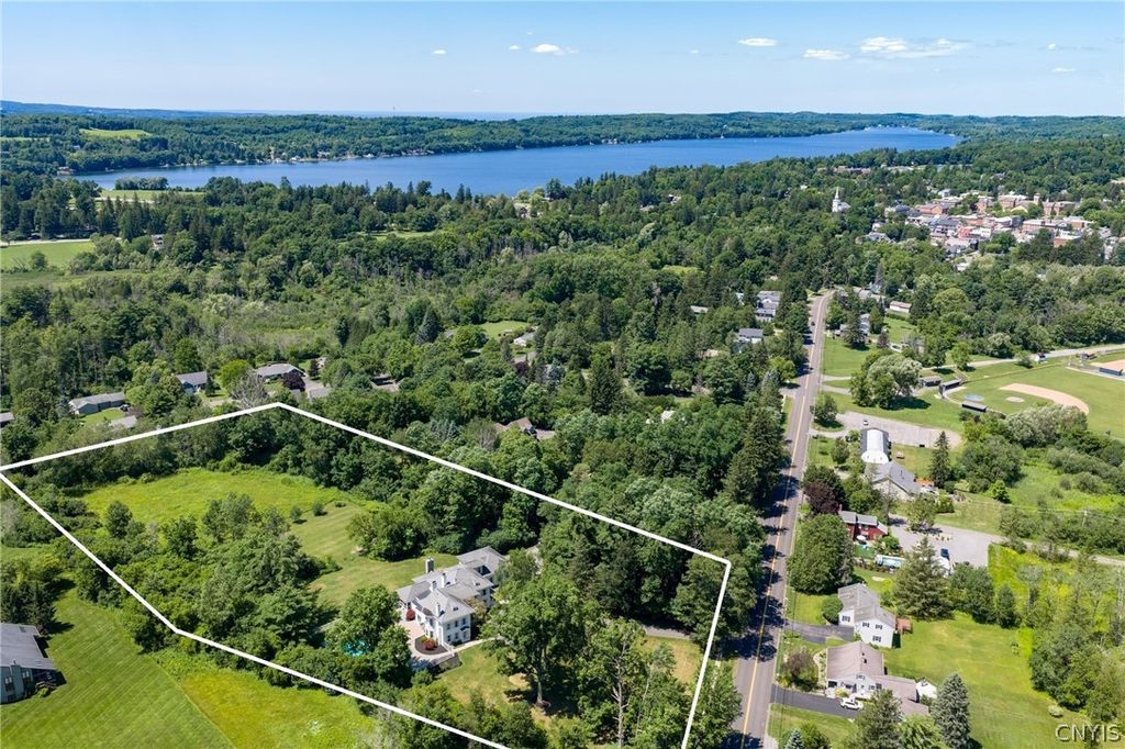 39 Chenango Street, Cazenovia, NY 13035