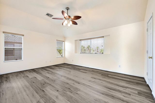 8027 Saffron Lane, Baytown, TX 77521