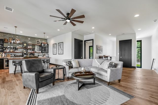 101 Shadow Mountain, Horseshoe Bay, TX 78657