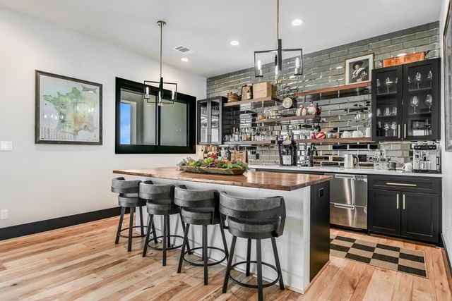 101 Shadow Mountain, Horseshoe Bay, TX 78657