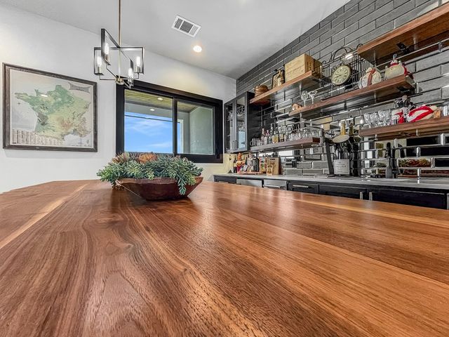 101 Shadow Mountain, Horseshoe Bay, TX 78657