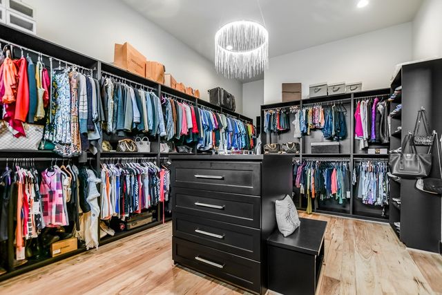 101 Shadow Mountain, Horseshoe Bay, TX 78657