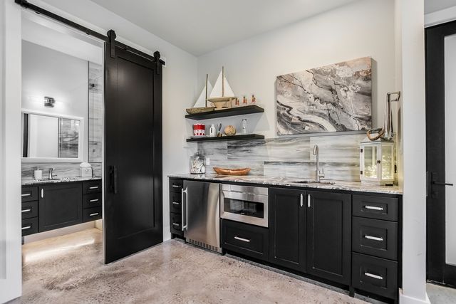 101 Shadow Mountain, Horseshoe Bay, TX 78657