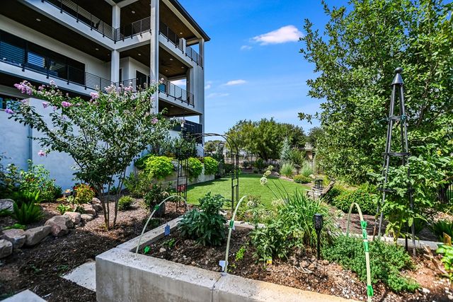 101 Shadow Mountain, Horseshoe Bay, TX 78657