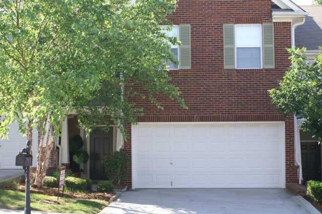 393 Creek Manor Way, Suwanee, GA 30024