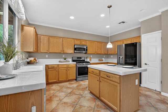 6311 Bluebill Ct, Rocklin, CA 95765