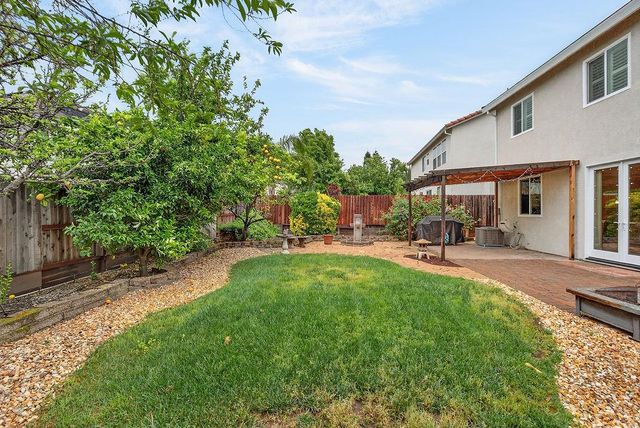 6311 Bluebill Ct, Rocklin, CA 95765
