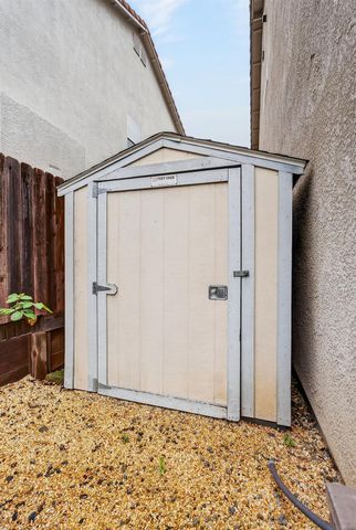 6311 Bluebill Ct, Rocklin, CA 95765