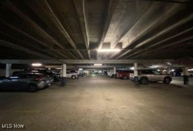 11850 Edgewater Drive 114, Lakewood, OH 44107