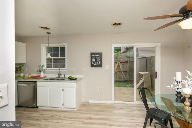 138 GEORGETOWN SQ, Martinsburg, WV 25401